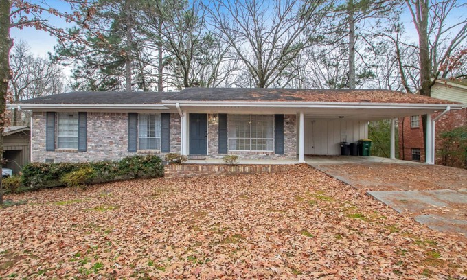 North Little Rock House | Coronado By The Creek