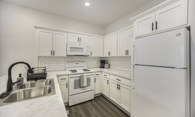 Grand Rapids Apartment | Corporate Housing for Traveling Professionals - EXTENDED STAYS