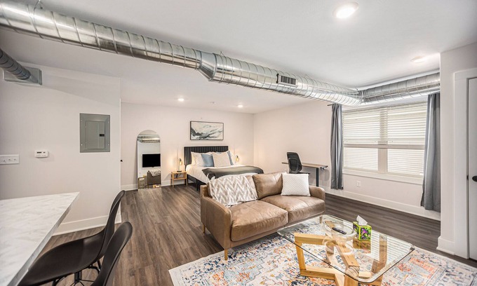Fulton Heights Apartment | Corporate Housing for Traveling Professionals - EXTENDED STAYS