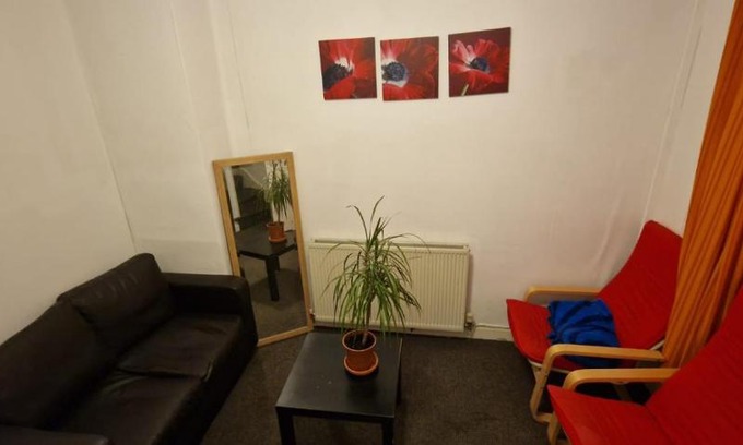 Coventry House | Corporate stay Rooms