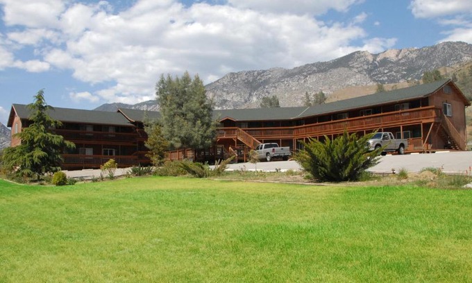 Kernville Cabin | Corral Creek Lodge
