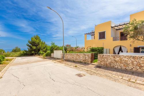 Santa Cesarea Terme Apartment | Corte del Salento by BarbarHouse