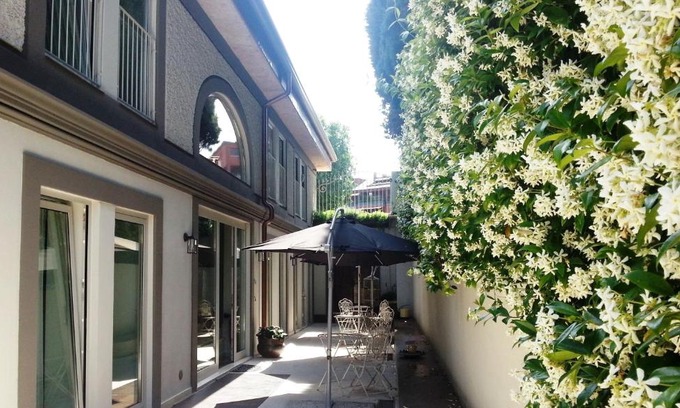 Ovest Bed & Breakfast | Corte Merighi Charming Rooms