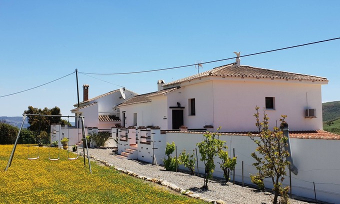Casarabonela Apartment | Cortijo el Chenil rural retreat, La Perrita