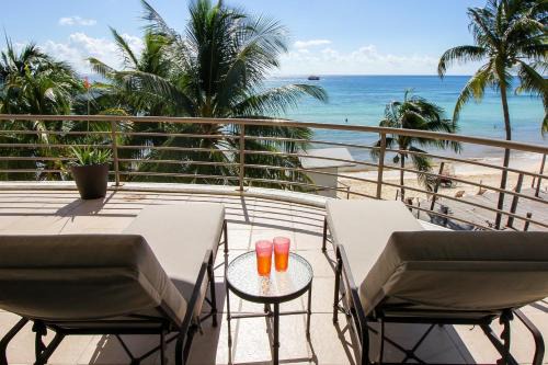 Downtown Apartment | Corto Maltes 205 Ocean Front 2 bdrs Apt