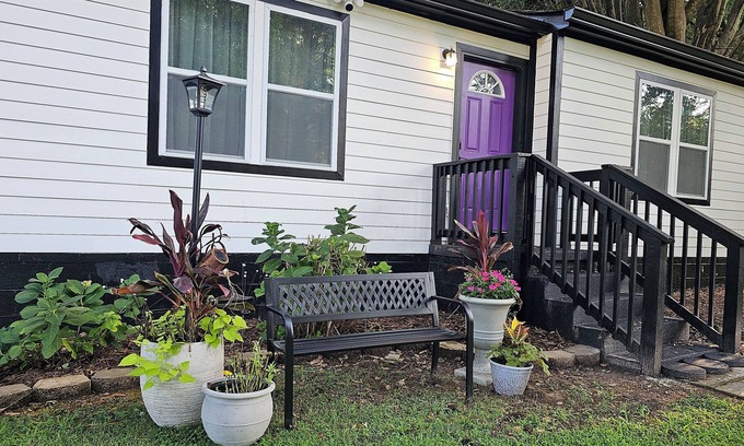 Doraville House | CosmoDora 4 beds near Atlanta