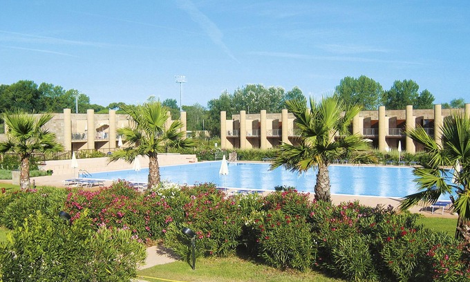 Tirrenia Apartment | Cosmopolitan Golf (TIR280) by Interhome