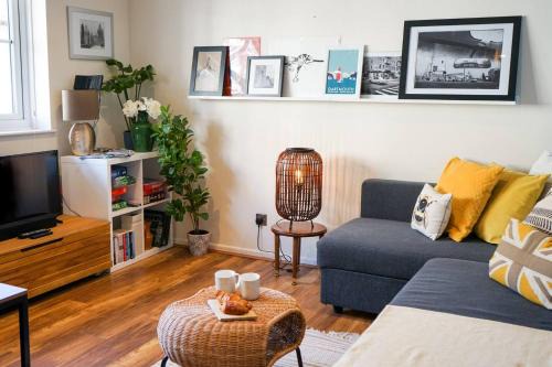 Totnes Apartment | Cosmopolitan Totnes - A Charming Couples Retreat