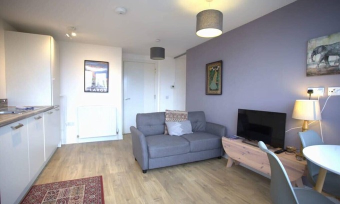 City Centre Glasgow Apartment | Cosy 1 Bed in City Centre Location