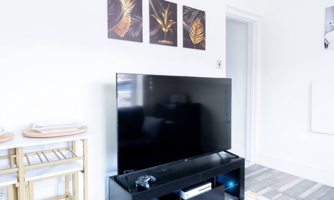 Middleton Apartment | Cosy Annexe With Hot Tub And Outdoor Cinema