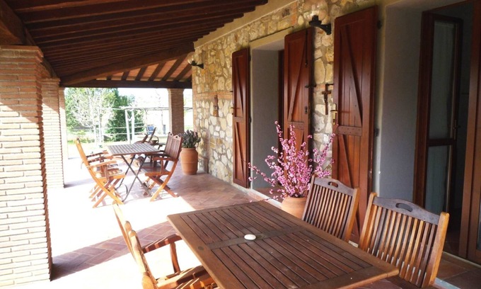 Magliano in Toscana Apartment | Cosy apartment for 4 people with TV and pets allowed