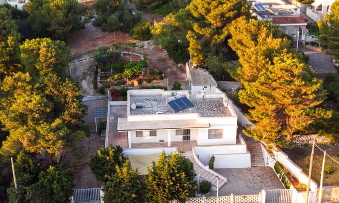 Torre Vado Apartment | Cosy apartment for 8 guests with A/C, TV, terrace, pets allowed and parking