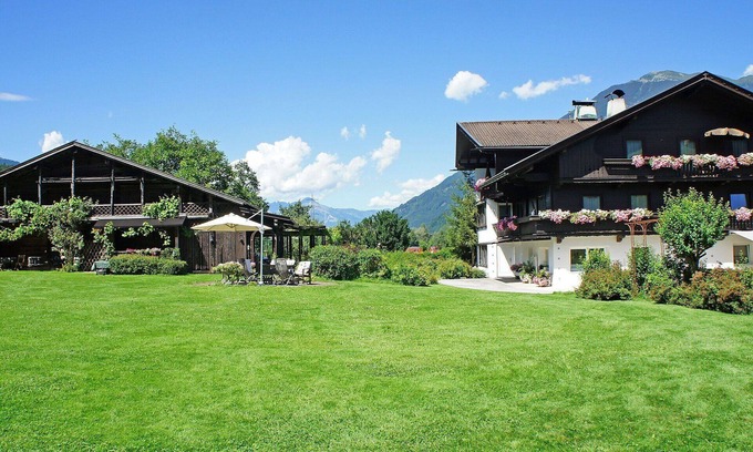 Distelberg Apartment | Cosy apartment for 4 people with WIFI, TV, patio, panoramic view and parking