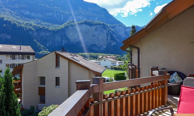 Martisberg Apartment | Cosy apartment for 4 guests with WIFI, TV, balcony, pets allowed, panoramic view and parking