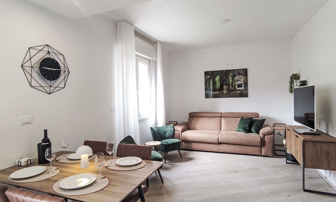 Ravina Apartment | Cosy apartment for 4 people with WIFI, TV, patio and pets allowed