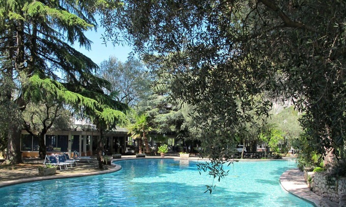 Corno Apartment | Cosy apartment for 4 people with WIFI, pool, A/C, TV, patio and parking