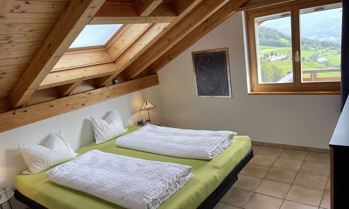 Amden Apartment | Cosy apartment for 5 guests with WIFI, TV, terrace, pets allowed, panoramic view and parking