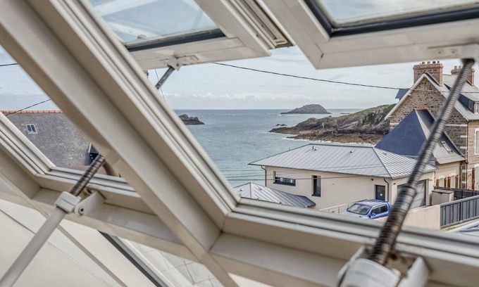 Rotheneuf-Le Pont Apartment | Cosy apartment for 7 guests with WIFI, terrace and parking