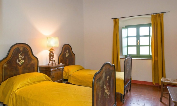 Suvereto Apartment | Cosy apartment for 8 guests with A/C, WIFI and TV