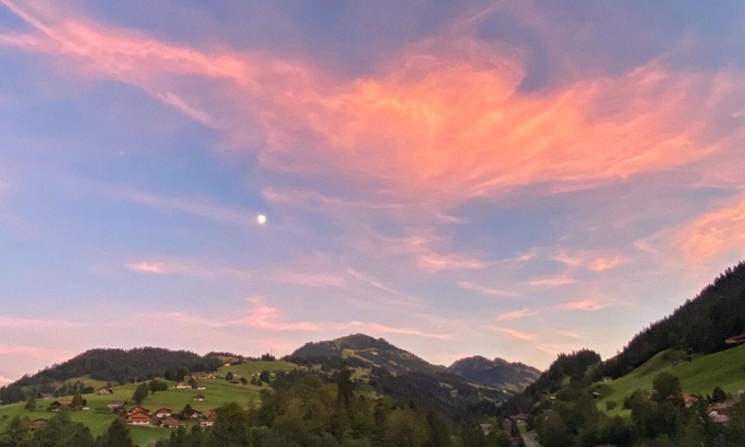 Zweisimmen Apartment | Cosy apartment for 7 people with WIFI, balcony and parking