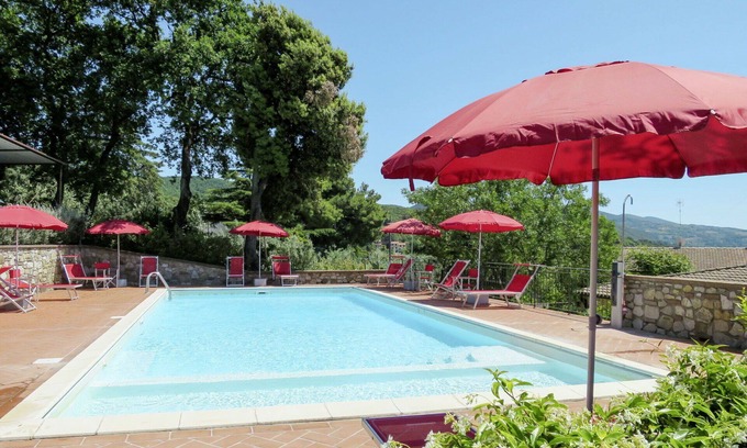 Santa Luce Apartment | Cosy apartment for 6 guests with WIFI, pool, TV, terrace and pets allowed