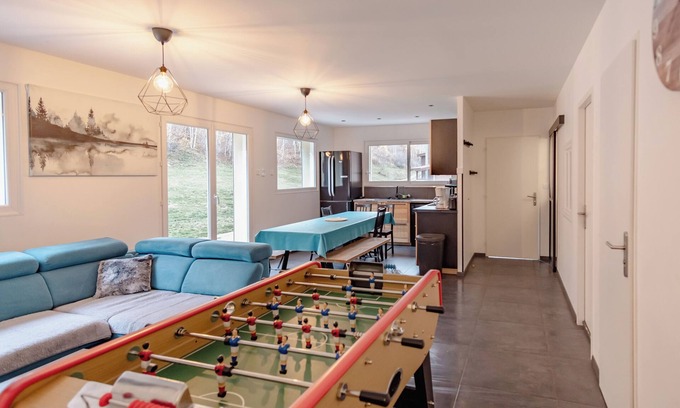 Mont-de-Lans Apartment | Cosy apartment in the heart of the mountains, a stone's throw from the chairlift. 4 CH. All comfort