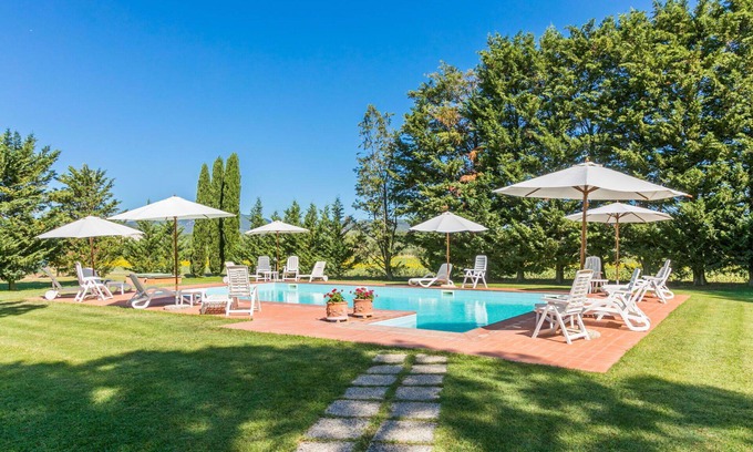 Suvereto Villa | Cosy apartment in villa for 4 people with A/C, pool, WIFI, terrace and parking