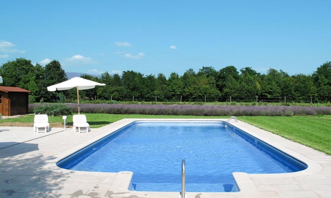 Povoletto House | Cosy apartment in villa for 4 guests with WIFI, A/C, pool, TV and terrace