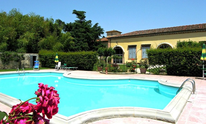 Scarperia e San Piero Villa | Cosy apartment in villa for 6 people with WIFI, pool, TV, panoramic view and parking