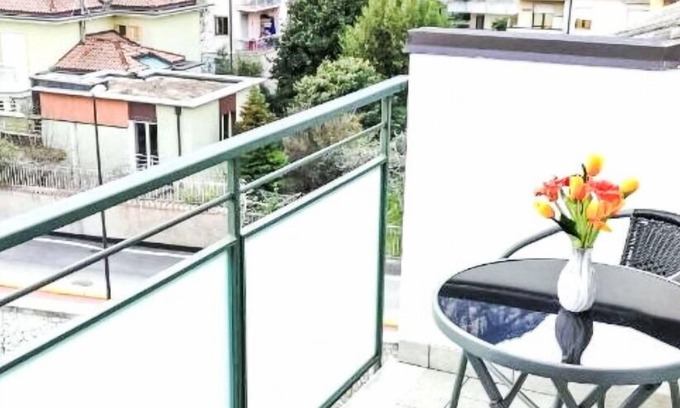 Riva del Garda Apartment | Cosy apartment for 5 guests with WIFI, A/C, TV and patio