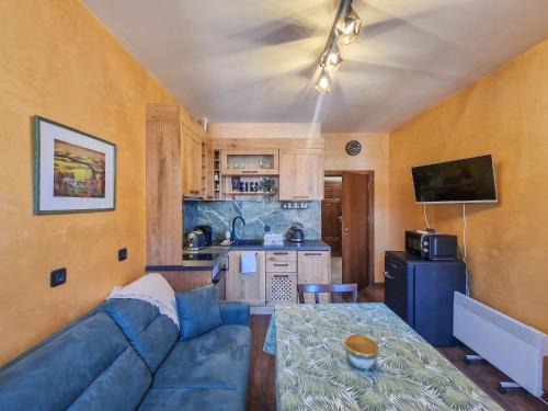 Kvartal Noviya Grad Apartment | Cosy Apartment On The Lift