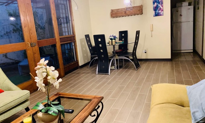 Hospital Condo | Cosy apartment with private Garden