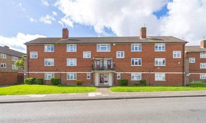 London Borough of Bromley House | Cosy entire one bedroom hideaway - private flat