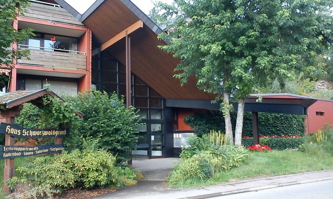 Tonbach Apartment | Cosy flat in the Black Forest with pool and sauna