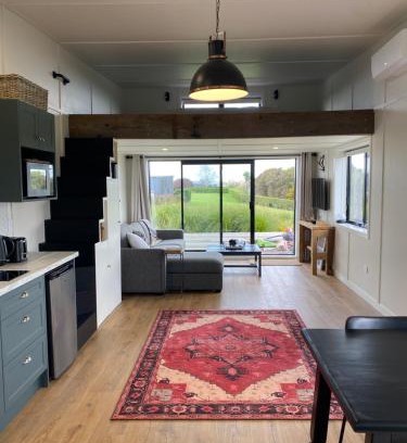Halcombe Apartment | Cosy guest house