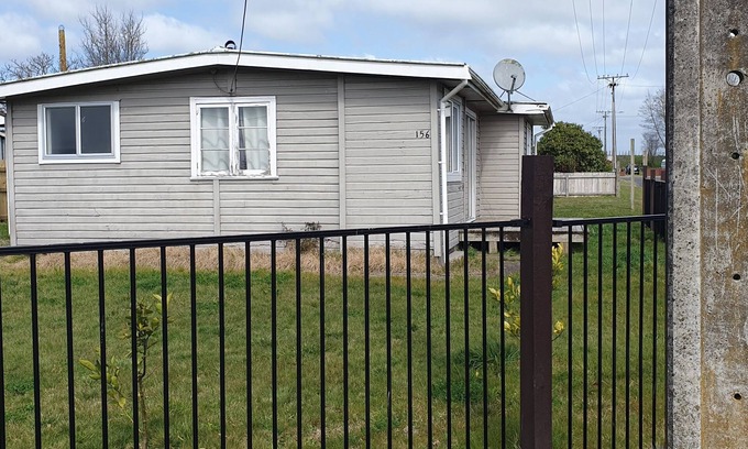 Mangakino Cottage | Cosy Kitsch Cottage in the beautiful and quiet Mangakino township.