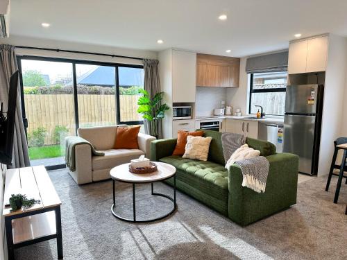 Saint Albans House | Cosy Modern Home - New Build in Christchurch