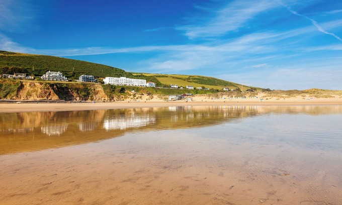 Barnstaple Cottage | Cosy North Devon thatched cottage, set near beautiful beaches and countryside❤️