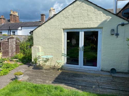 Thornhill House | Cosy one-bedroom Cottage - Parking Pets