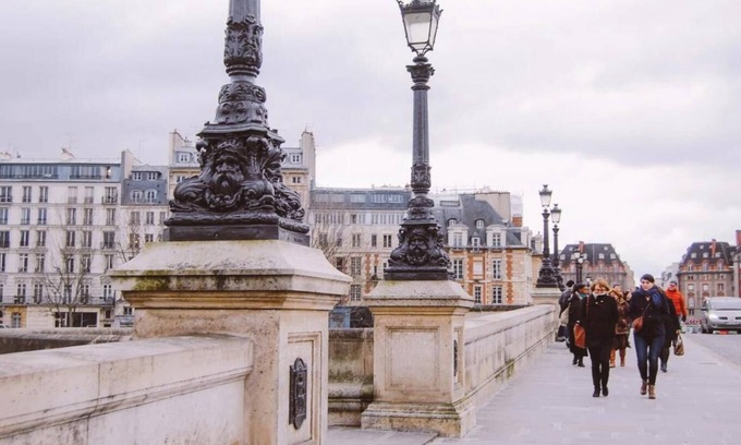 Les Halles Apartment | COSY PARISIAN HAVEN: 2-BEDROOM APARTMENT NEAR LOUVRE AND CHÂTELET LES HALLES