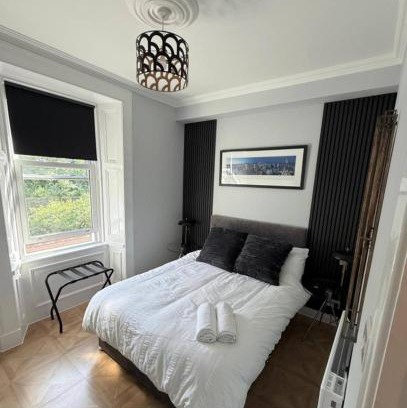 Perth Apartment | Cosy Perth Apartment - City Comforts