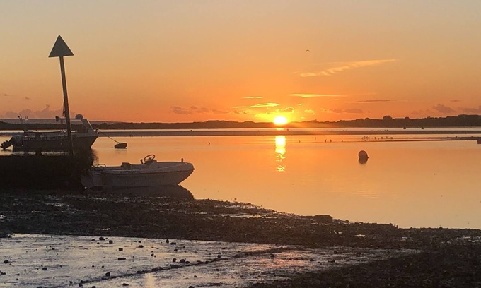 Mudeford Apartment | Cosy Studio Hideaway
