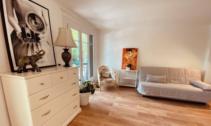 Rueil-Malmaison Apartment | Cosy T4 75m2 Charmant Près de La Défense Paris