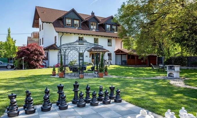Neufrach Apartment | Cosy Vacation Apartment 7 on "Trostelhof" with Private Terrace