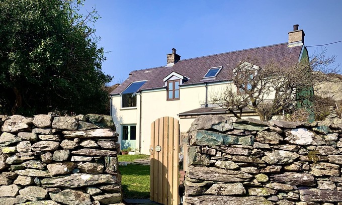 Gallt Y Foel House | Cottage Dinorwig, “get away from it all”