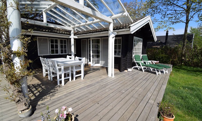 Smidstrup Strand House | Cottage
