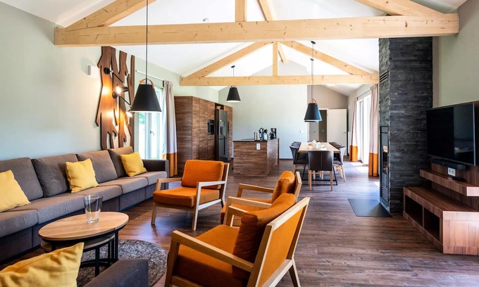 Leutkirch im Allgau House | Cottage Duplex VIP 12 People