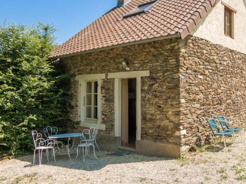 Chalais House | Cottage in Chaleix near Forest and Lake