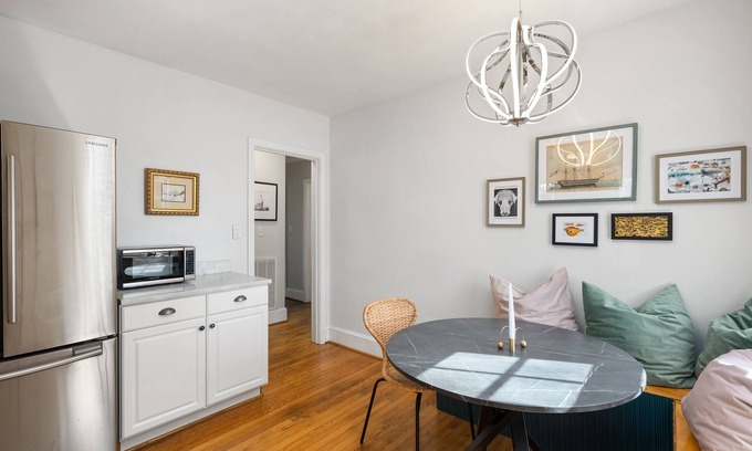 Raleigh House | Cottage in Heart of Five Points - Pet Friendly!