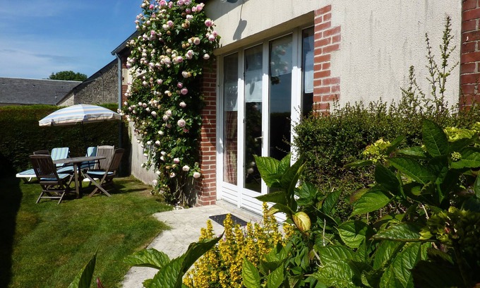 Colleville-sur-Mer House | Cottage les Hortensias ideal for discovering the D-Day landing beaches